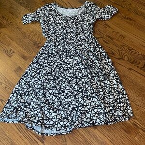 Lularoe dress - black and white geometric size XL